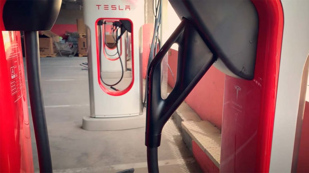 Tesla incrementa el precio de la carga en los Superchargers en España