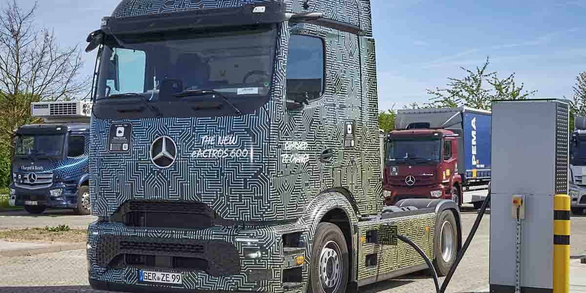 Mercedes-Benz Trucks prueba la carga de 1 MW en el eActros 600