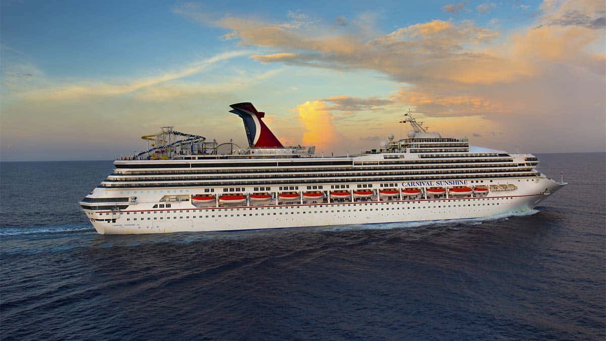 Carnival, la empresa de cruceros más grande del mundo, ya cuenta con Starlink en toda su flota