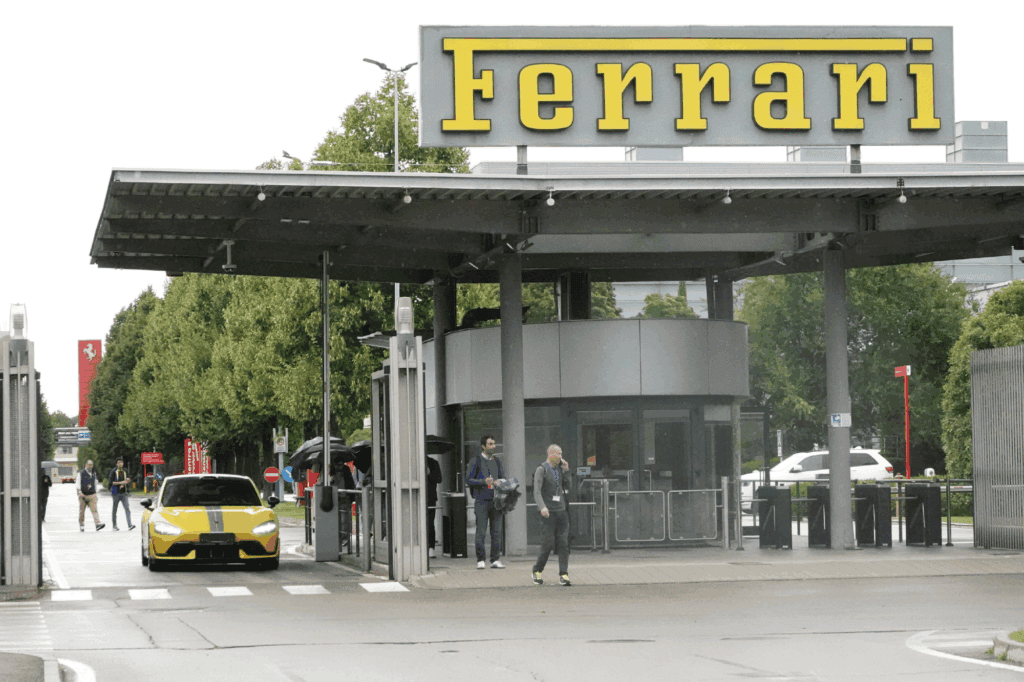 Ferrari prueba el Xiaomi SU7 Ultra mientras continúa preparando su primer coche eléctrico