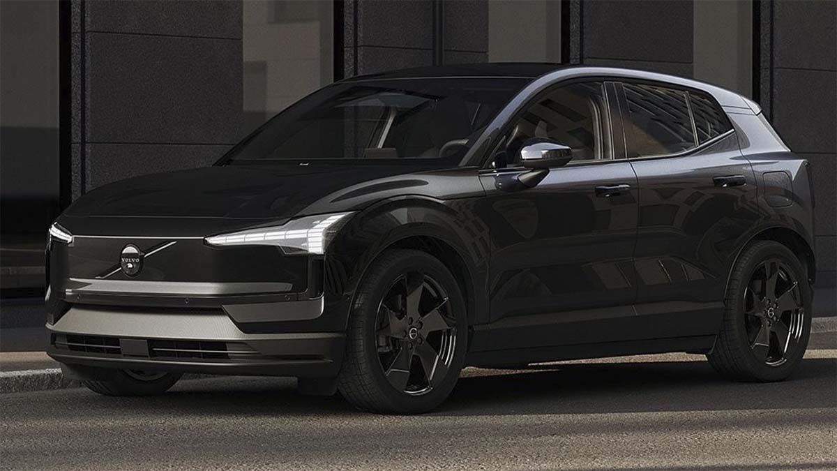 Volvo EX30 Black Edition: El SUV eléctrico premium se viste de gala para España
