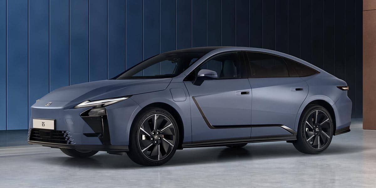 El precio del nuevo Lexus ES es el mismo en su versión eléctrica e híbrida
