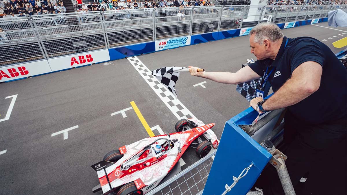 Guía Completa Fórmula E 2025/2026: Novedades, Calendario Récord y Pilotos de la Temporada 12