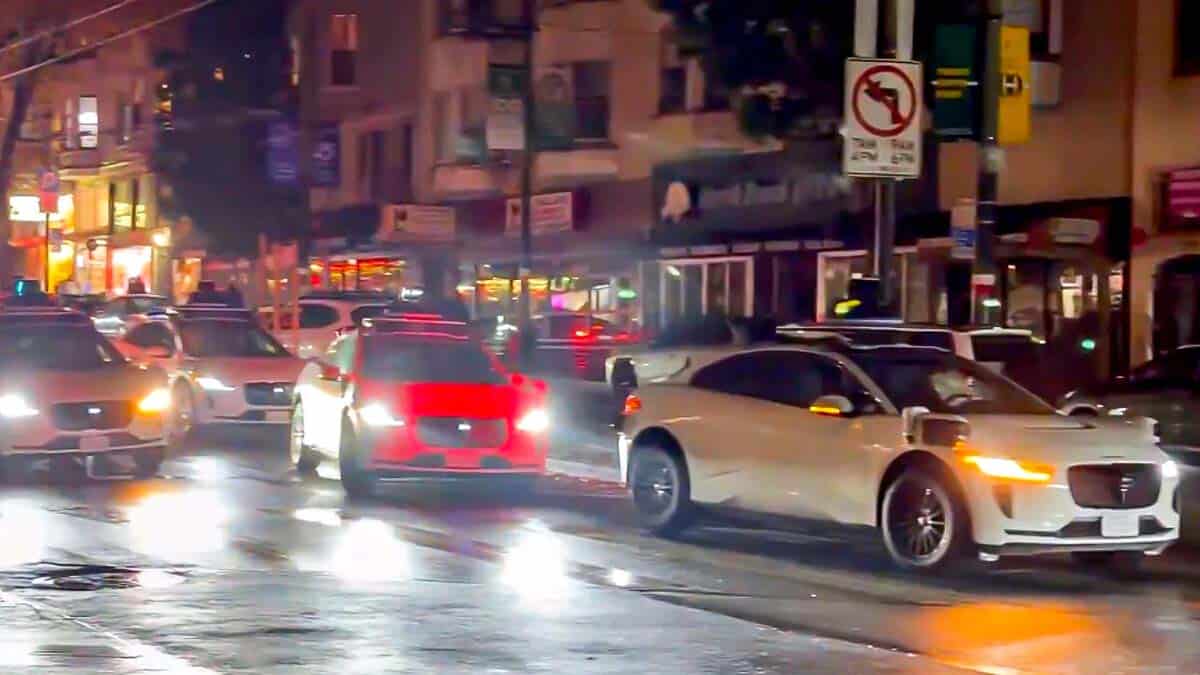 Los robotaxis de Waymo se vuelven «locos» tras un apagón de semáforos en San Francisco