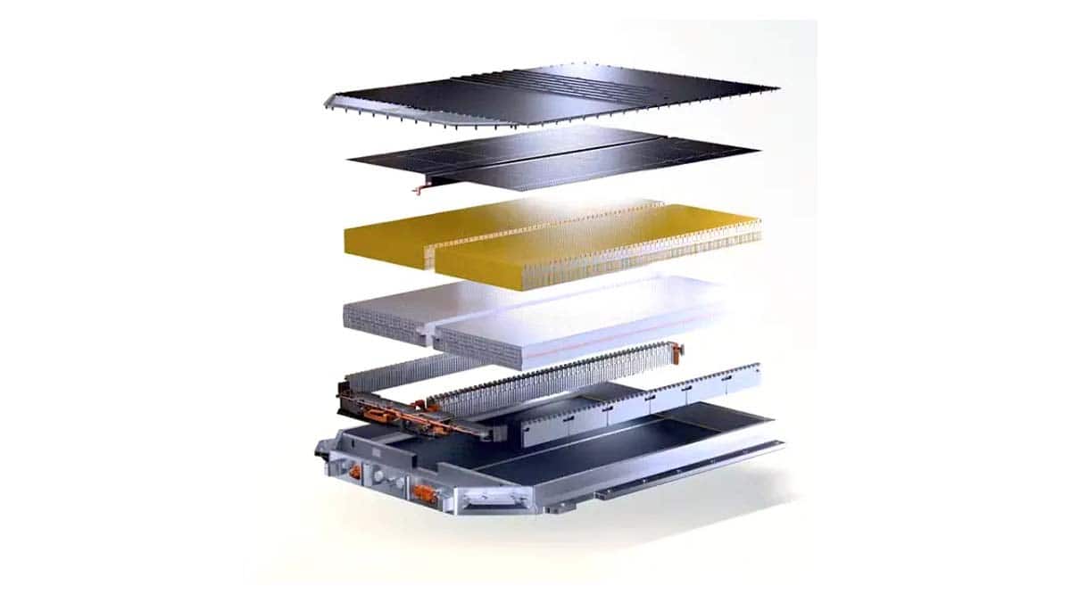 Geely da un golpe sobre la mesa: su batería de estado sólido llegará a los coches en 2026