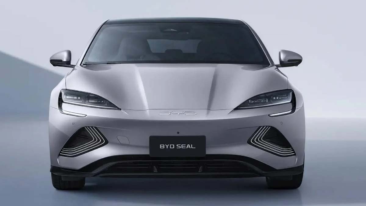 BYD SEAL 2026: más maletero, hasta 570 km y precio desde 41.990 euros