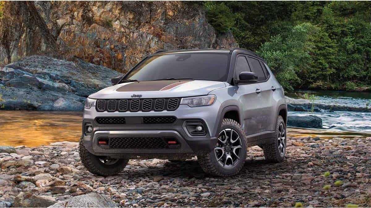 Nuevo Jeep Compass eléctrico 2026: hasta 650 km de autonomía y versión 4×4 de 375 CV