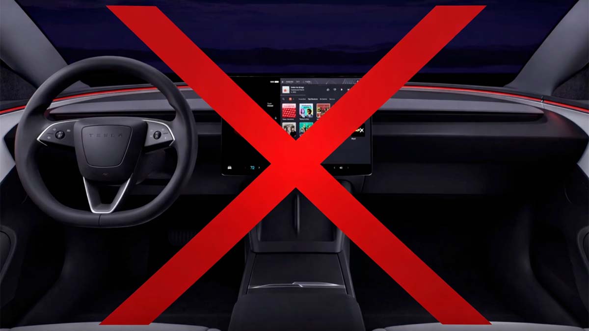 Olvídate de coches con solo pantallas: La ley va a por ellos y las va a prohibir