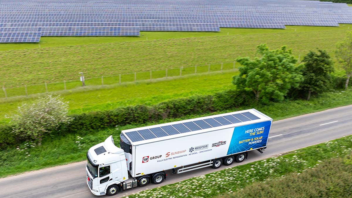 El tráiler frigorífico solar que elimina el diésel: así funciona el Sunswap Endurance