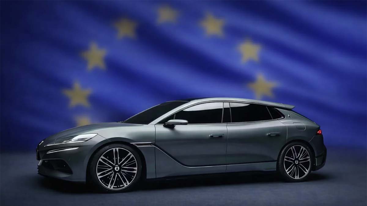 Denza llega a España con el Z9GT y D9: precios, autonomía y por qué BYD apunta al lujo alemán