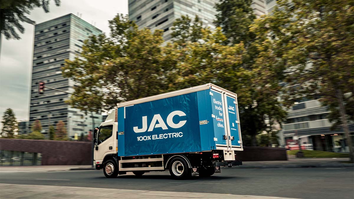 JAC Motors Iberia lidera la carga: así es como sus camiones eléctricos están cambiando el transporte profesional en España