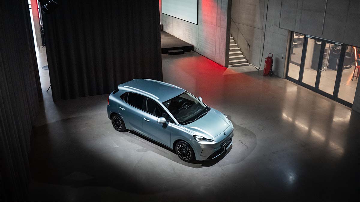 MG4 Urban EV: el eléctrico chino que llega a España desde 16.790 € y con batería semisólida
