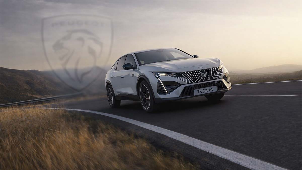 Nuevo Peugeot e-408 2026: 213 CV, hasta 456 km y carga rápida en 31 minutos