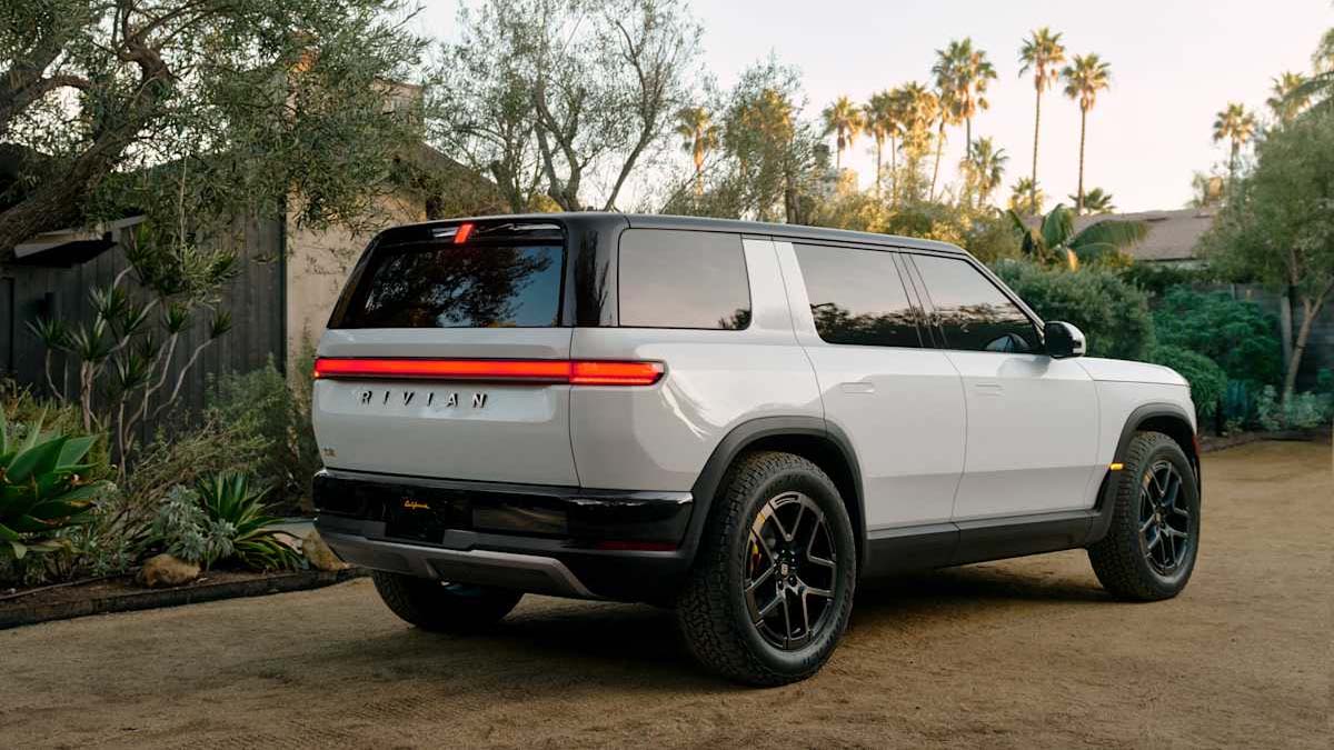 Rivian R2: el nuevo SUV eléctrico que quiere destronar al Tesla Model Y ya tiene precio, autonomía y versiones