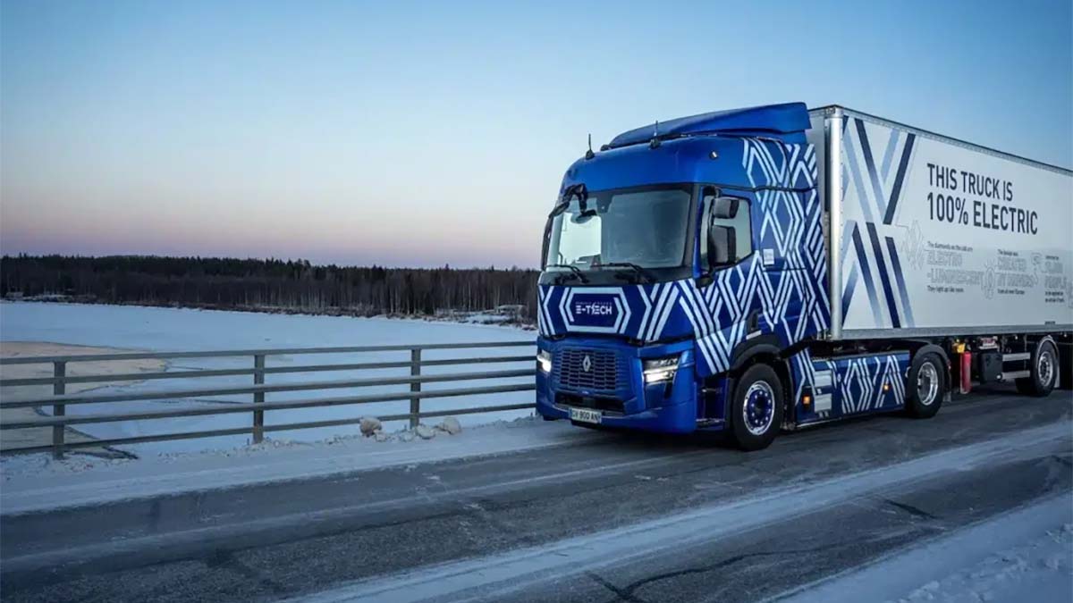 Renault Trucks rompe un gran mito: su camión eléctrico ya hace rutas largas por Europa