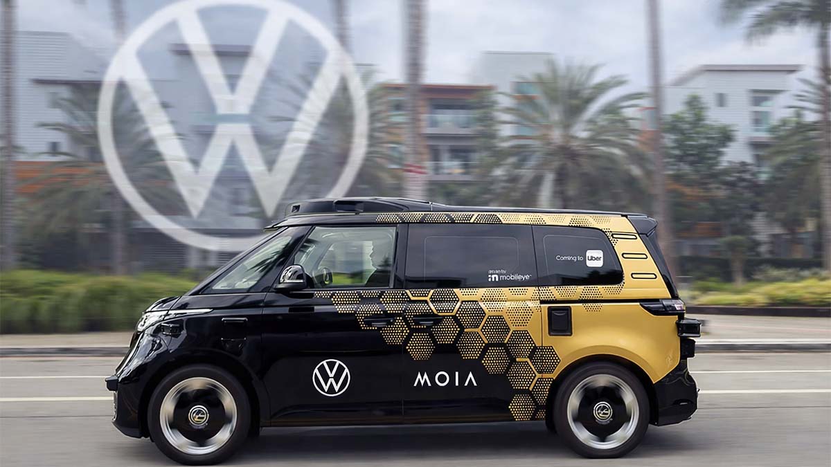 Volkswagen ya prueba el ID. Buzz robotaxi en Los Ángeles: llegará a Uber en 2026