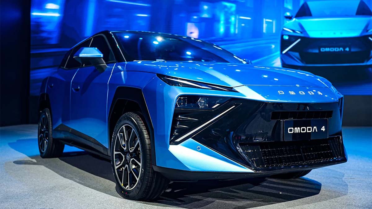 El Omoda 4 en su versión eléctrica e híbrida la podremos disfrutar antes de que acabe 2026