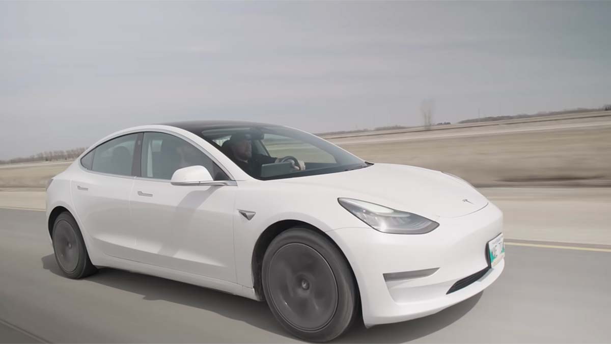 Un Tesla Model 3 supera los 611.000 km con su batería original: así ha envejecido realmente